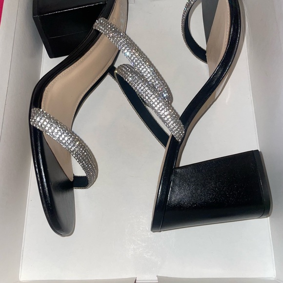 Vince Camuto VC Magaly Embellished Crysyal Strap Heels Sandals Size 8.5 New - Picture 8 of 10